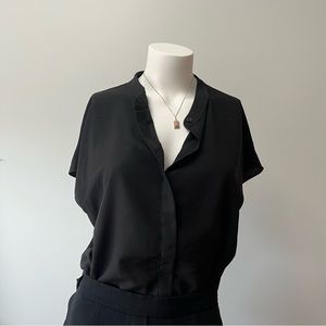 Short sleeve high neck blouse